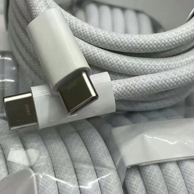 Cable de datos de 60W para Apple 15 / 16 / 17 Cable de carga rápida C-C para computadoras dual-Cipad