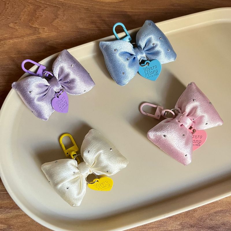New Small Rhinestone Silk Bow Pendant Simple Fashion Bow Love Keychain Bag Pink Pendant