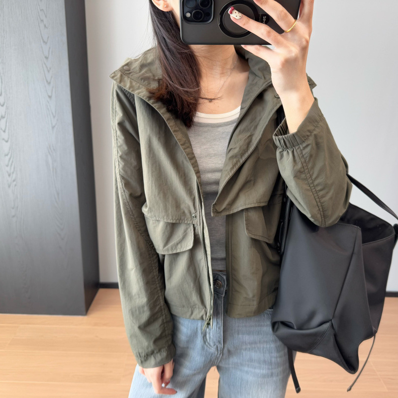 Lu風衣工装シリーズはシンプルでやせています。