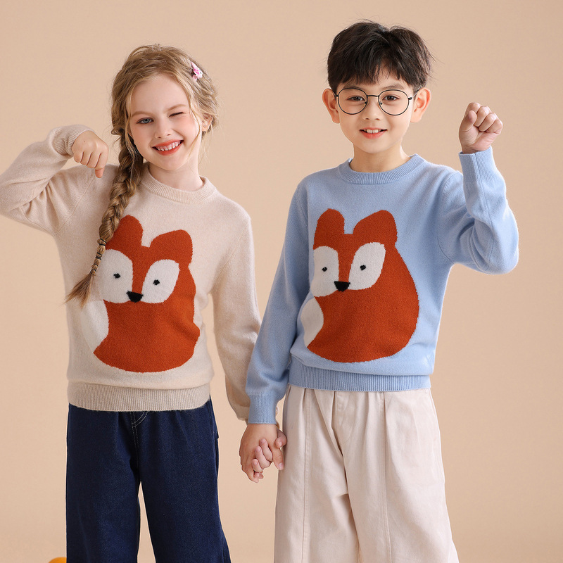 Autumn/Winter Unisex Cashmere Sweater, Crew Neck, Knitted Sweater with Little Fox Jacquard Pattern, Suitable for Inner Layers and Base Layers