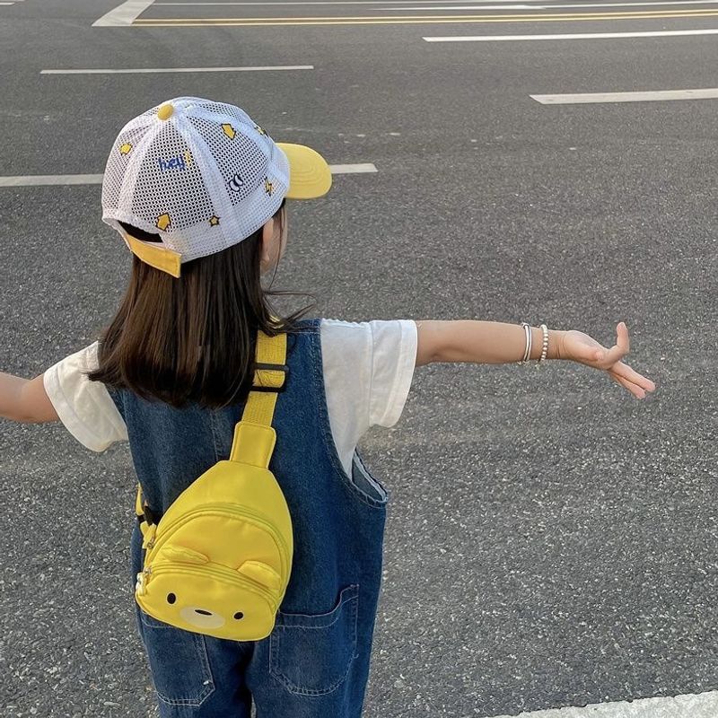 Super popular girls' small bag, cartoon bear crossbody bag, cute and fashionable boys' small chest bag, baby's outdoor coin purse