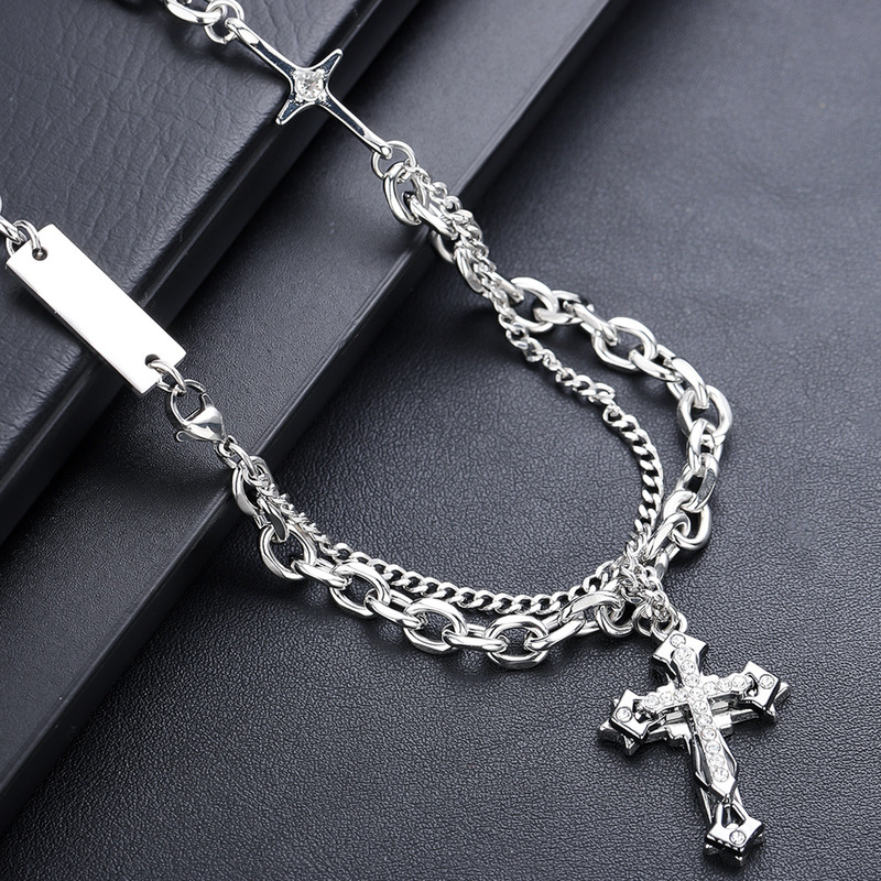 Titanium Steel Necklace Men's Cross Stacked Wearing High-end Sense Niche Design Hip-hop New Simple Accessories Jewelry Titanium Steel Necklace Men's Cross Stacked Wearing High-end Sense Niche Design Hip-hop New Simple Accessories Jewelry