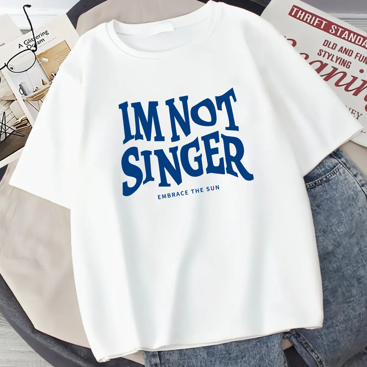 Camiseta de manga corta estilo Hong Kong para mujer, camiseta de manga corta estilo japonés 2026 para hombre y mujer, camiseta blanca versátil y moderna.