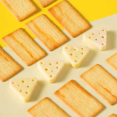 Rock-fired cheese crispy biscuits Japanese Internet celebrity crispy snacks office casual wholesale