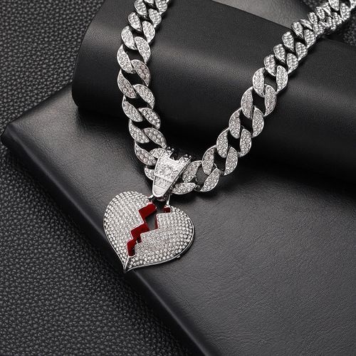 European and American personality ins style 18k alloy full of diamonds and heart painted oil pendant necklace fashionable and versatile love necklace jewelry