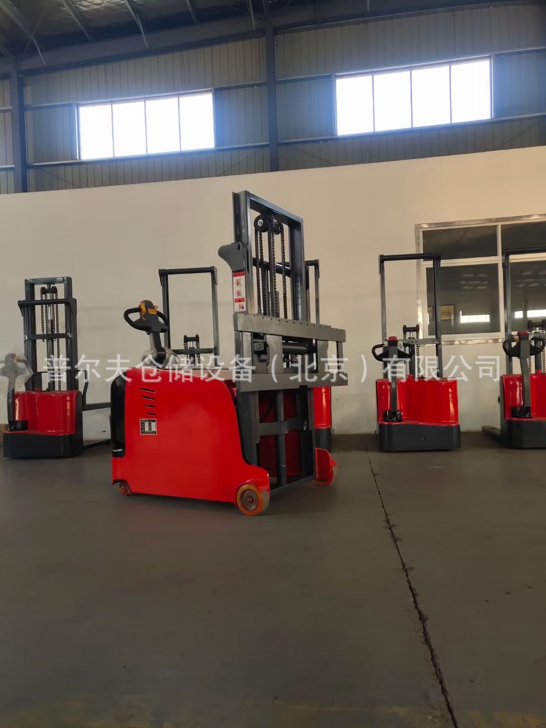 平衡重电动堆高车 无支腿 配侧移 电动液压叉车