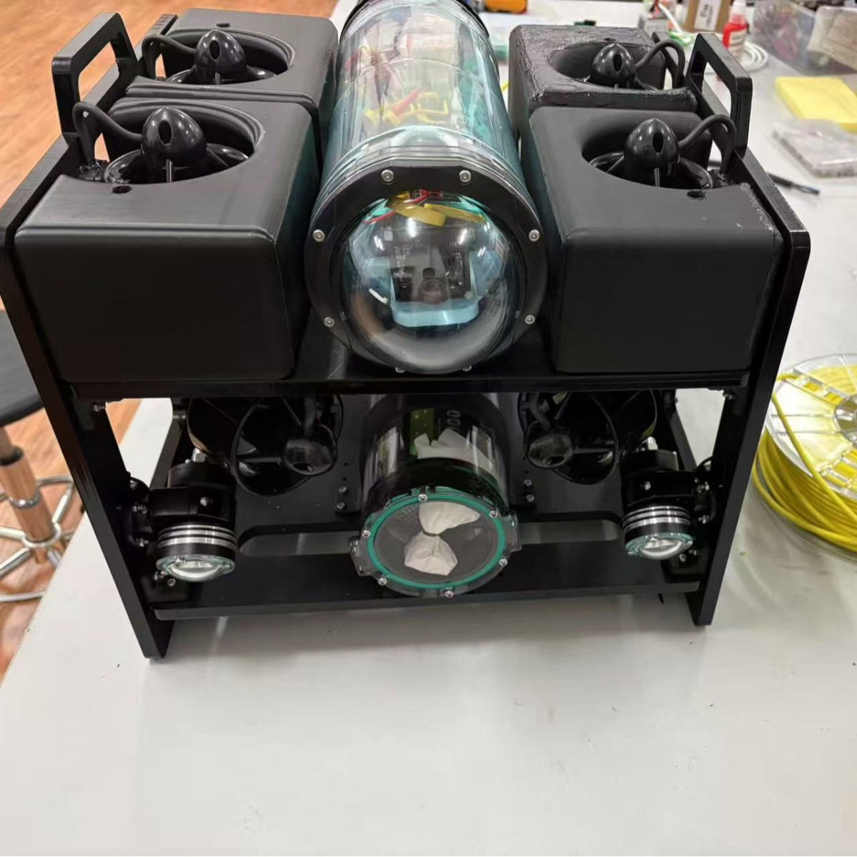 100米水下机器人 实时图传 长续航ROV 适用于教育科研场景