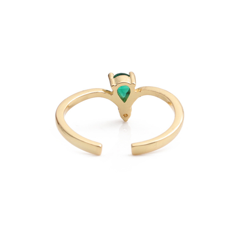 Fashion Emerald Gem Diamond Ring display picture 4