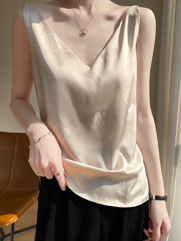 2024 Summer French Imitation Silk Suspender Women's Loose White Wide-Band Vest Outer Satin V Neck Top