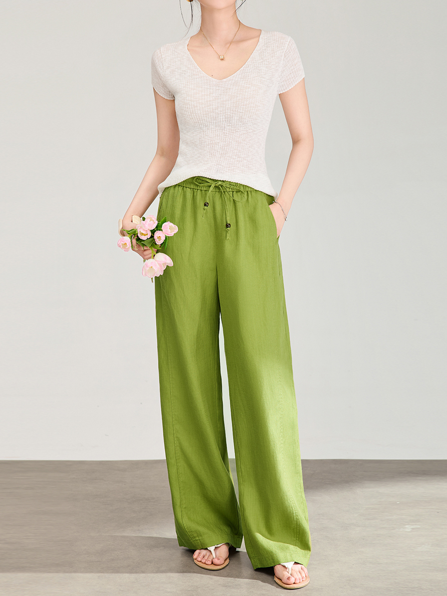 Quần culottes nữ ống rộng chất liệu linen phối lụa, cạp chun rút dây, dáng suông mềm mại — màu xanh táo