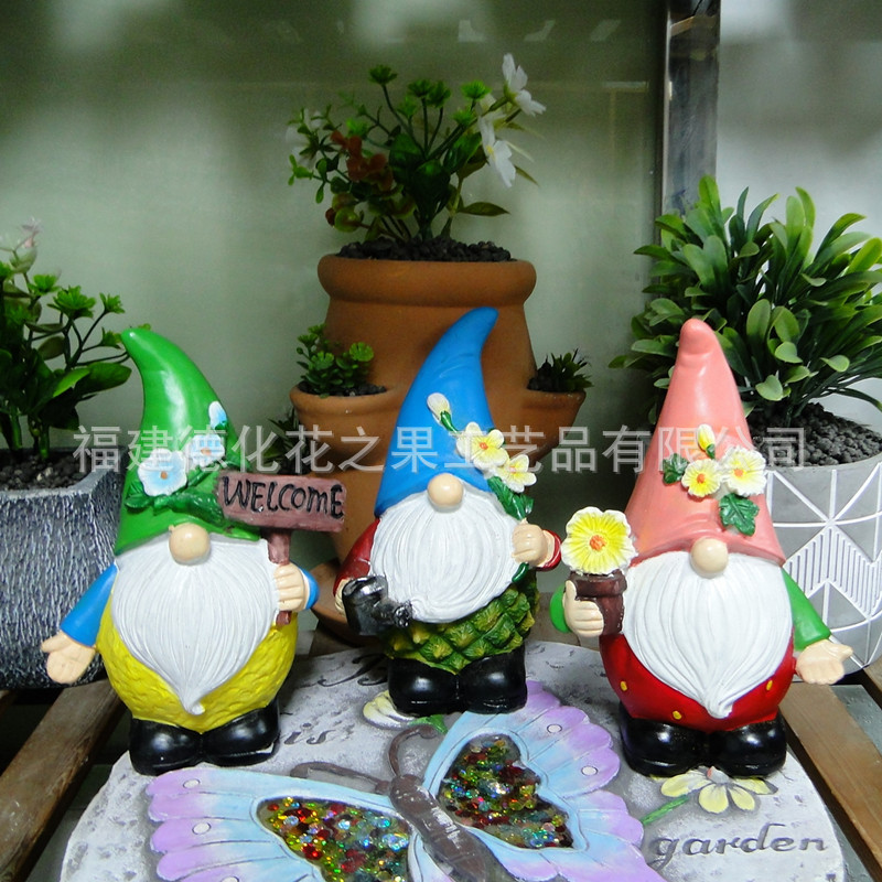 Cross-border Hot Selling Resin Garden Dwarf Elf Ornament Figurine Outdoor Courtyard Creative Fruit Shape Craft