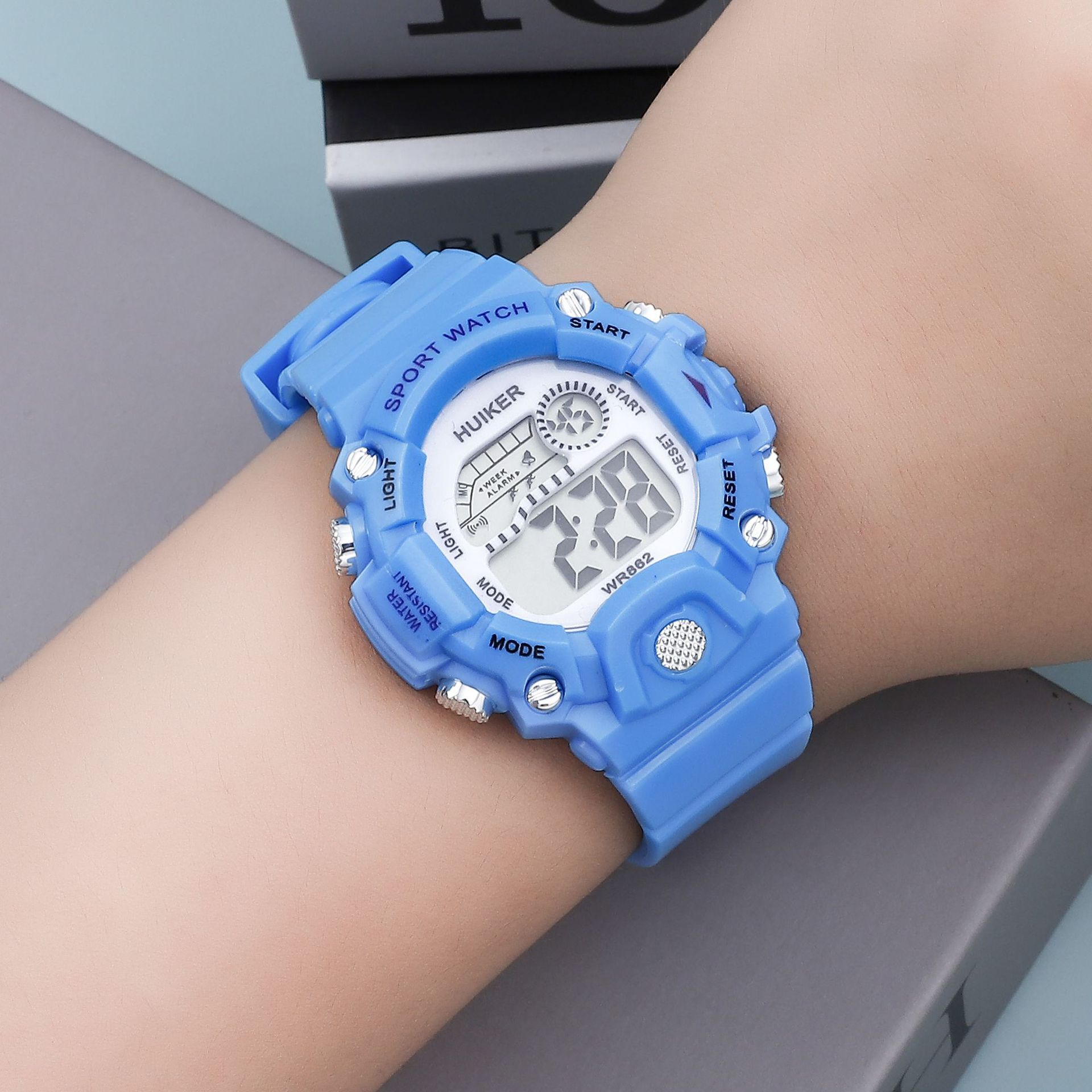 Nuevo reloj de estudiante a prueba de agua para niños y niñas reloj electrónico deportivo impermeable moda para niños LED luminoso venta directa