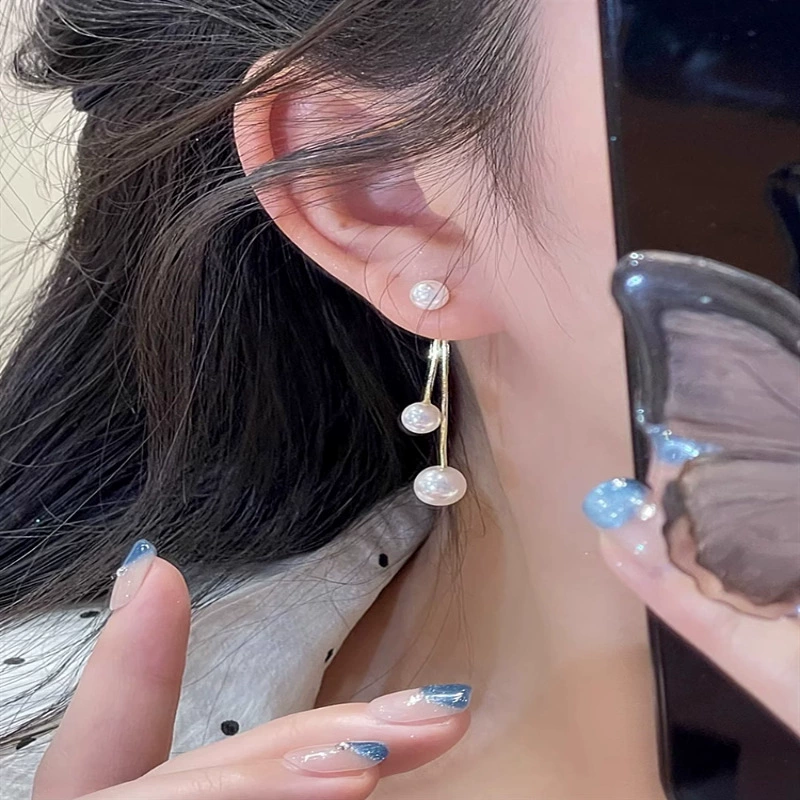 Корейские серьги из Донгдэмюна оптом, простой дизайн, модные серьги с кисточками, популярные на Xiaohongshu и TikTok.