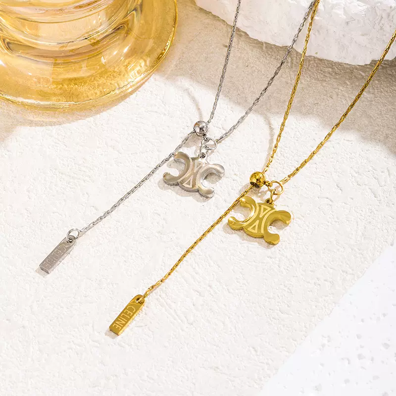 新款轻奢凯旋门图案吊坠抽绳18K电镀钛钢项链女高级感时尚锁骨链.
