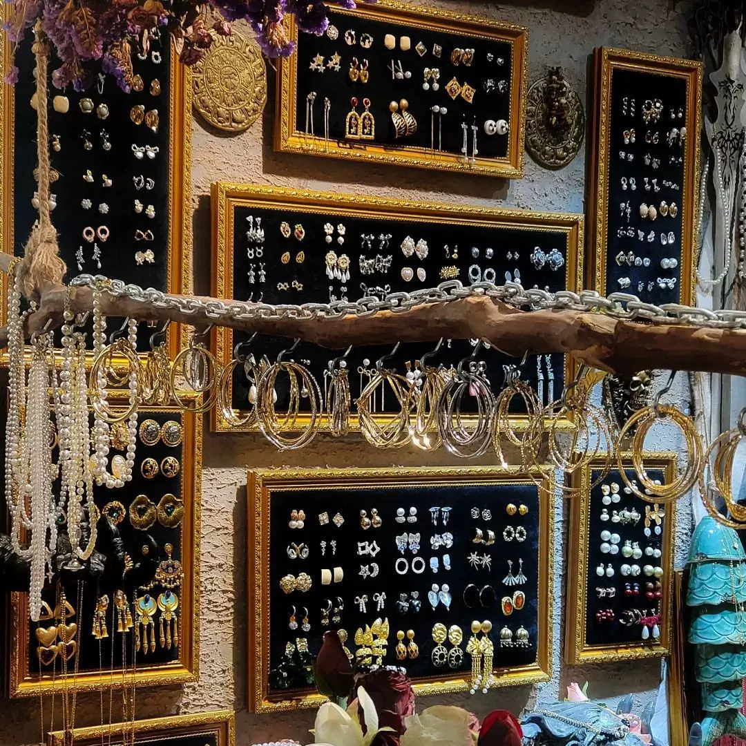 中古Vintage椭圆花纹滴油C形耳环女重工做旧耳扣复古轻奢耳饰批发