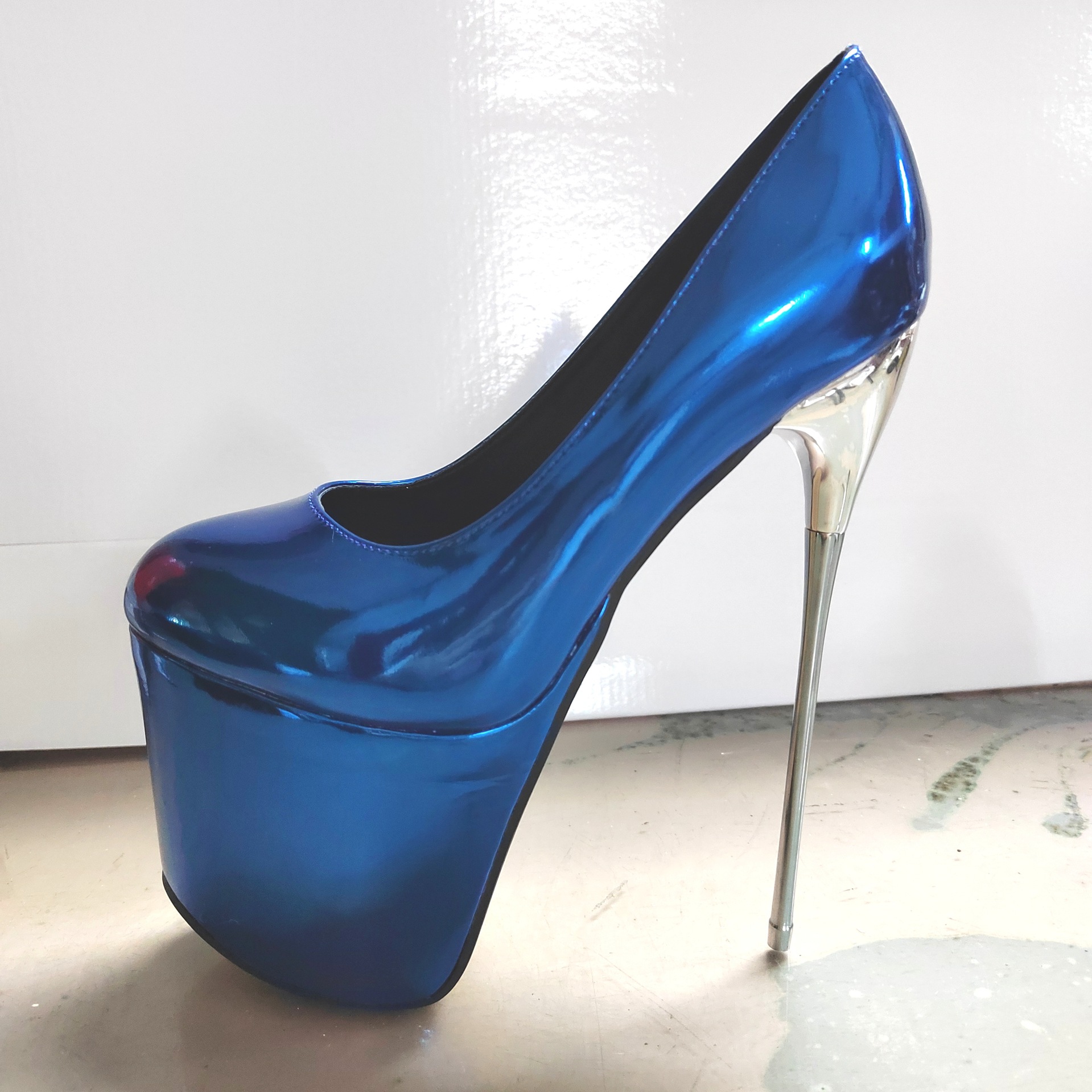 Boot nữ cổ cao ôm bắp chân gót siêu nhỏ 19 cm màu đỏ tươi — Màu đỏ tươi chi tiết 4