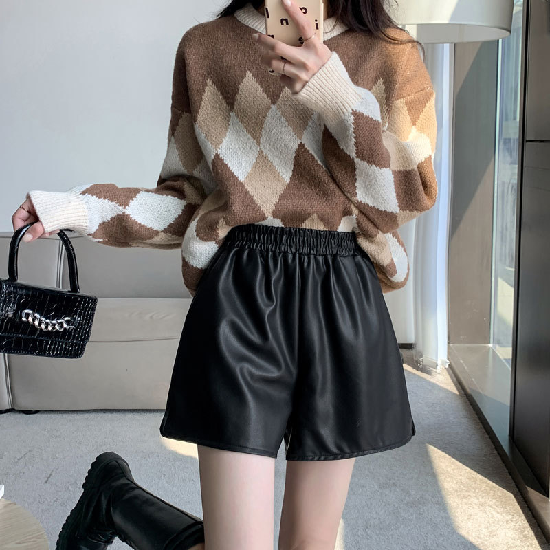 Autumn and Winter 2025 New Large Size Fat mm High Waist Leather Shorts Women's Flesh-Covering Slimming Look Wide Leg Elastic Waist Outer Wear Pu Pants