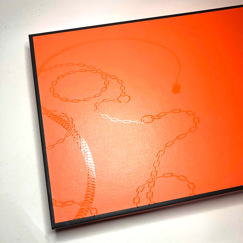 Orange gift box + handbag (special for winter scarf)