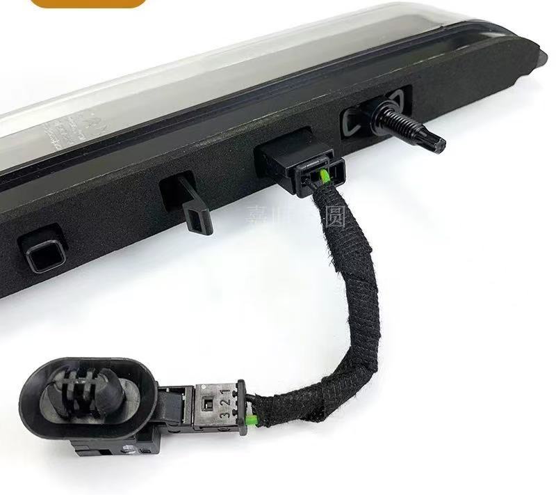 Suitable for Peugeot 2008 308S Ds6 High Brake Light Third Brake Light Total 9804764980