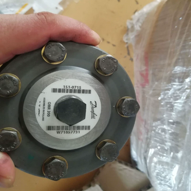 Двигатель Danfoss OMT250-151B3014 OMT315-151B3015 OMT400-151B3016