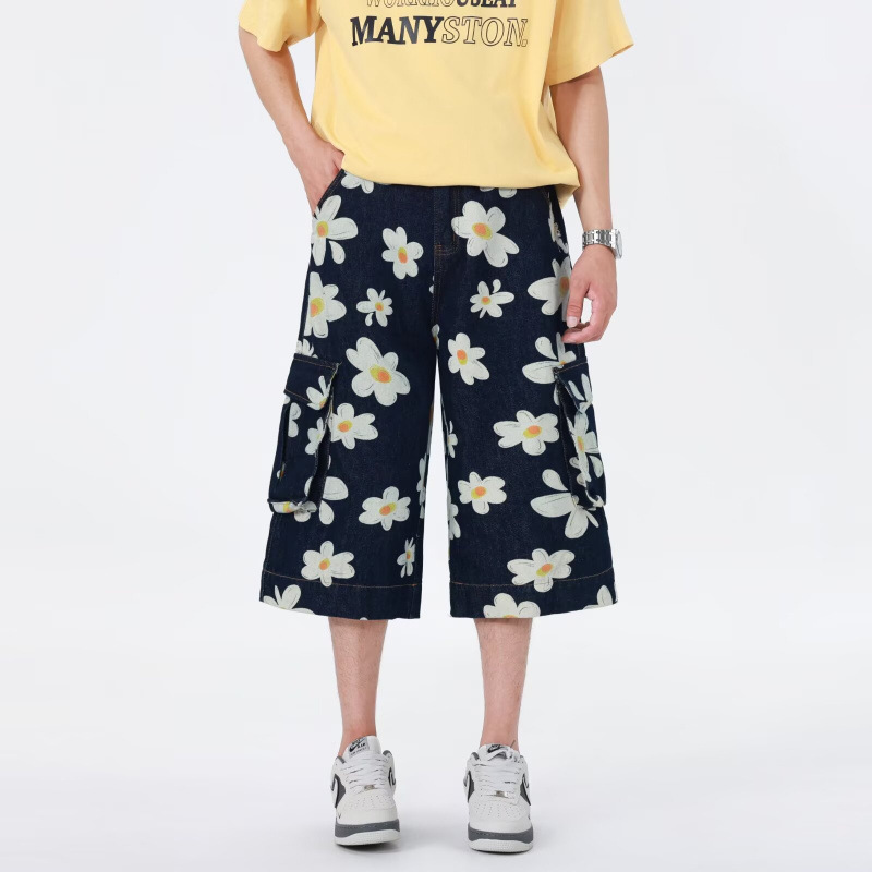 American Retro Daisy Print Denim Shorts Unisex Summer Design Workwear Wide-Leg Couple Cropped Pants Trendy American Retro Daisy Print Denim Shorts Unisex Summer Design Workwear Wide-Leg Couple Cropped Pants Trendy