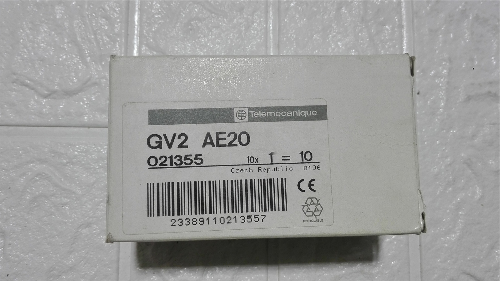 GV2-AE20断路器辅助触点 实物图 非实价 191116销售