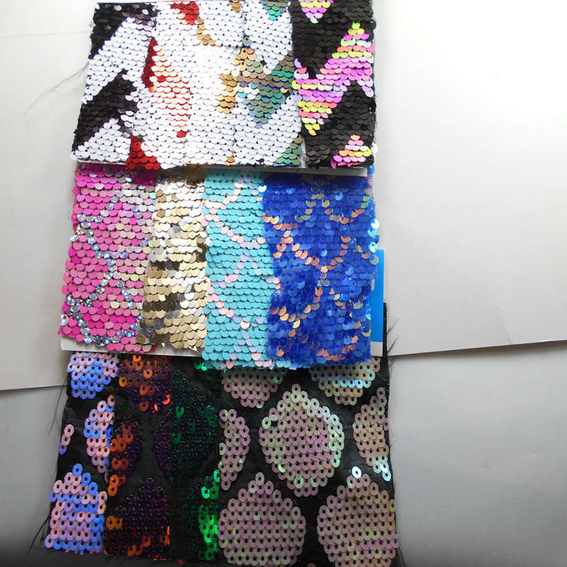 3厘叠片菱形方格珠片布 银丝线布电脑绣花亮片格子箱包鞋材面料