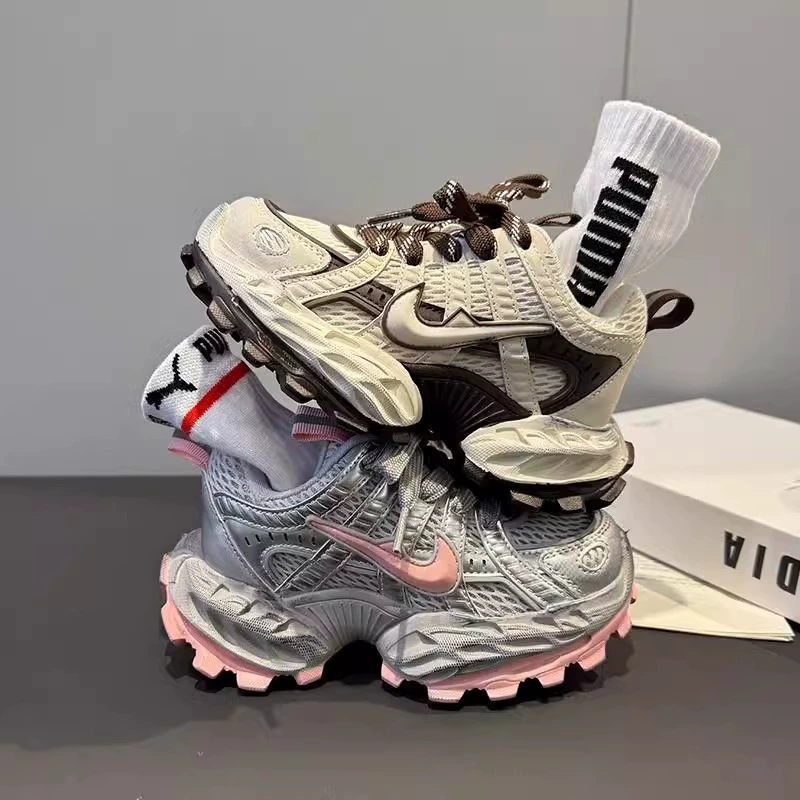 2025 весенние мальчики и девочки новые сверхлегкие танковые ботинки кроссовки