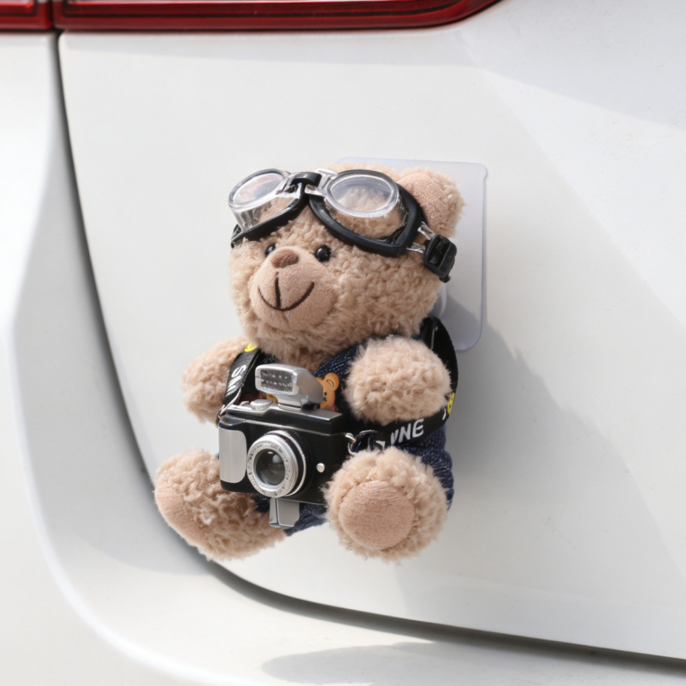 Colgante de coche Colgante trasero Dibujos animados lindo oso trasero trasero muñeca adorno pegatina baúl fuera del coche muñeca