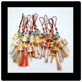 钥匙扣及钥匙扣配件;金属工艺品;LED装饰灯