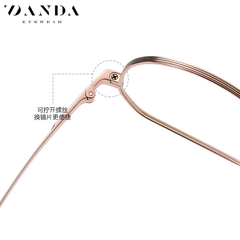 El nuevo marco de gafas de titanio puro del fabricante YJ2026 Protección Ambiental IP galvanoplastia artesanía gafas lisas ultra ligero puede ser equipado con gafas de miopía