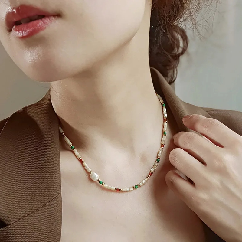 Simple Style Color Block Imitation Pearl Shell Beaded Chain Beaded Necklaces Wholesale display picture 6