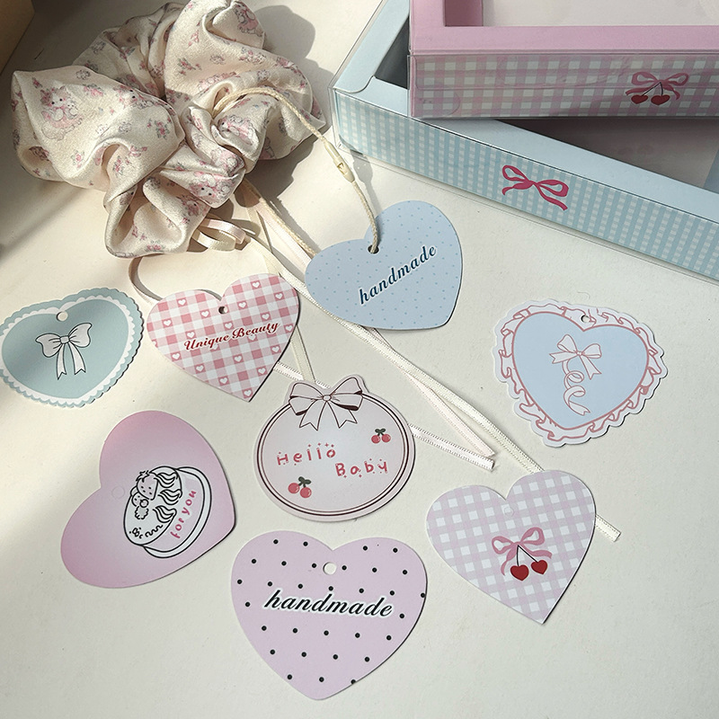 ins发圈吊牌定制异形爱心挂牌手作肠圈烘焙纸卡文创包装吊卡印刷