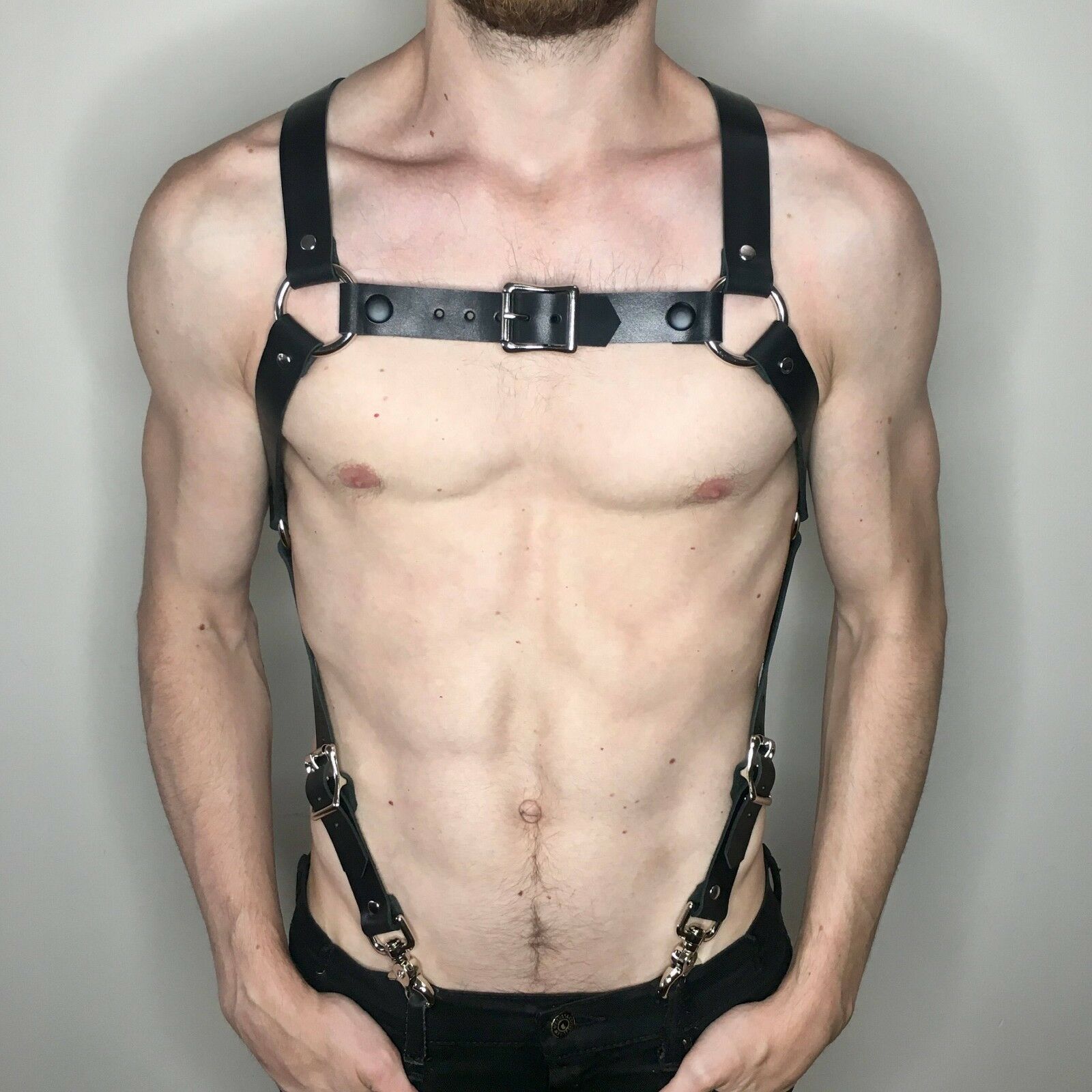 跨境情趣肩带男束缚背带身体链个性捆绑胸带马具腰带harness men