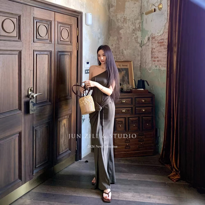 Hot Girl Style Knotted One-Shoulder Dress 2026 Summer New American-Style Sexy Slim-Fit Sleeveless Bodycon Long Dress Hot Girl Style Knotted One-Shoulder Dress 2026 Summer New American-Style Sexy Slim-Fit Sleeveless Bodycon Long Dress