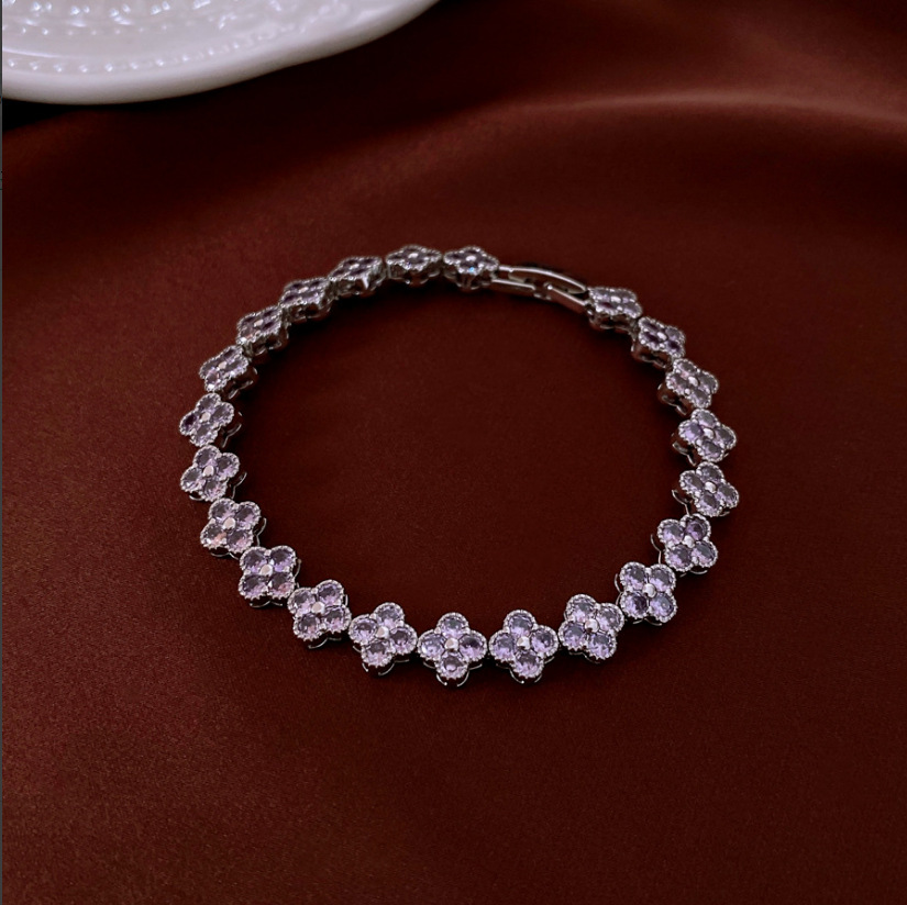 Pulsera de amor solar de circón galvanizado en oro real