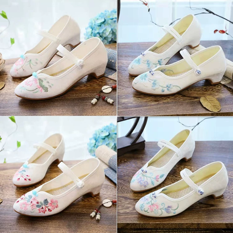 (Ся Тун) (Чжитао) (Ляньшэн) (Хуа Нань) Этническая вышитая обувь с внутренней высотой Женская одиночная обувь Cheongsam