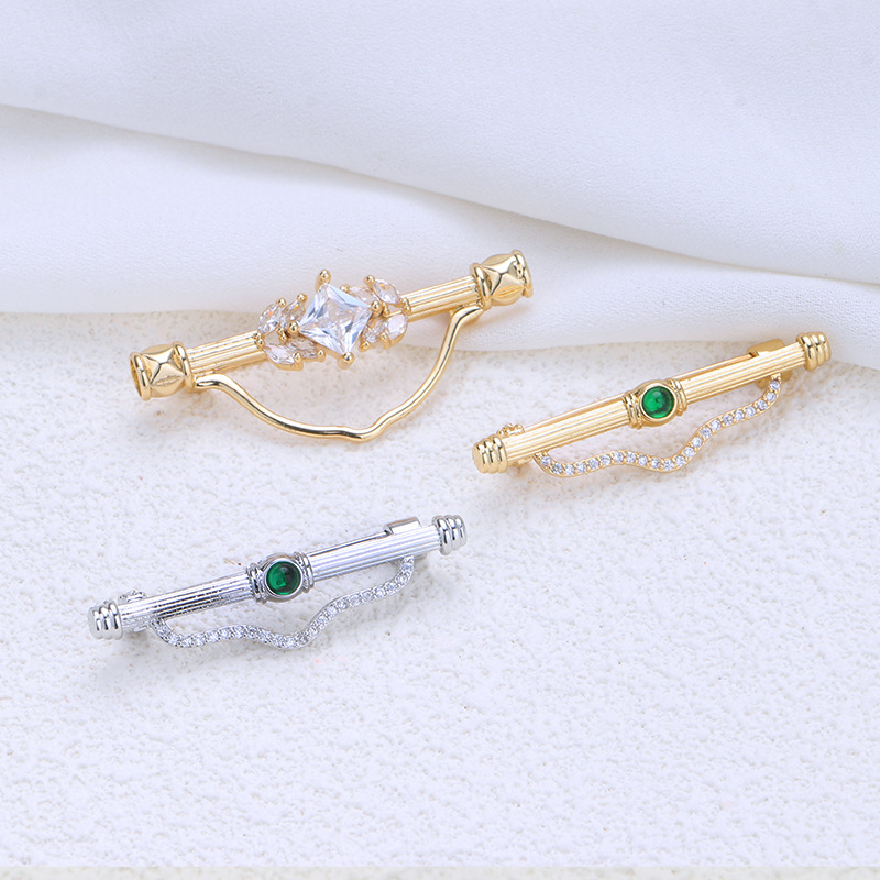 DIY Versatile Pin Retro Palace Engraved Brooch High-End Versatile Pearl Exquisite Brooch Can Be Used as a Pendant