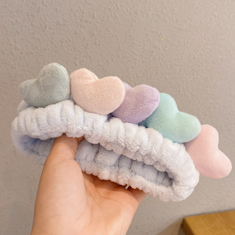 Lavar la cara correa de cabello para mujeres coreanas lindas red pequeña banda de cabeza de amor antideslizante método de presión de máscara facial correa de cabello simple tocado