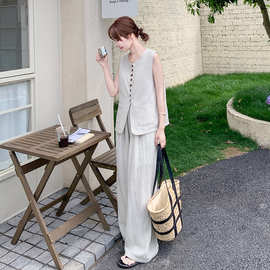 2026年夏装新款时尚休闲减龄舒适又亲肤老钱风棉麻马甲休闲裤套装
