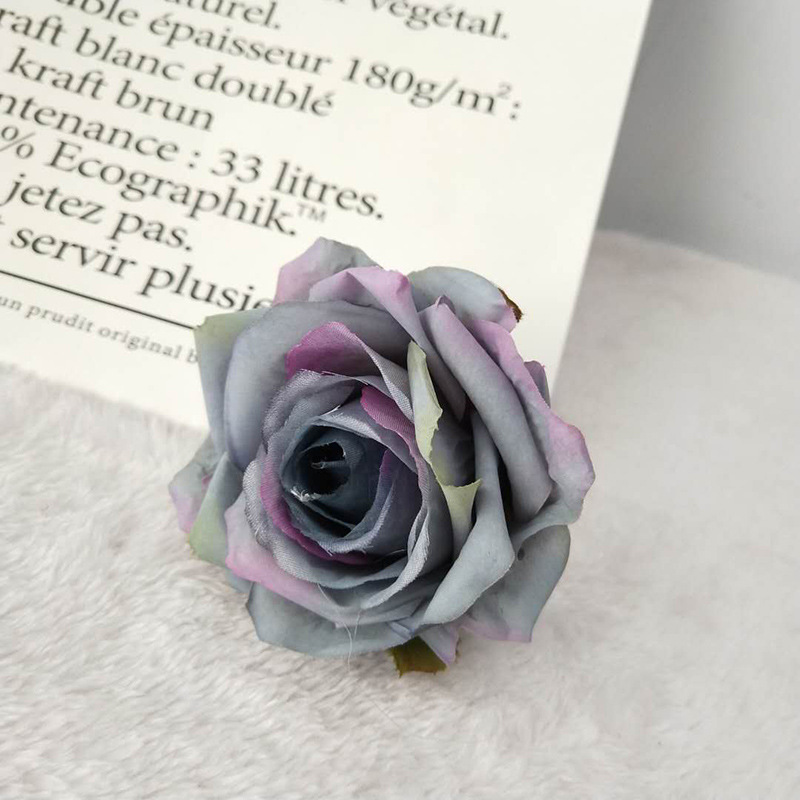 Fábrica directa de simulación de bordes de rosas de seda europea pequeños accesorios de disparo de artículos de boda