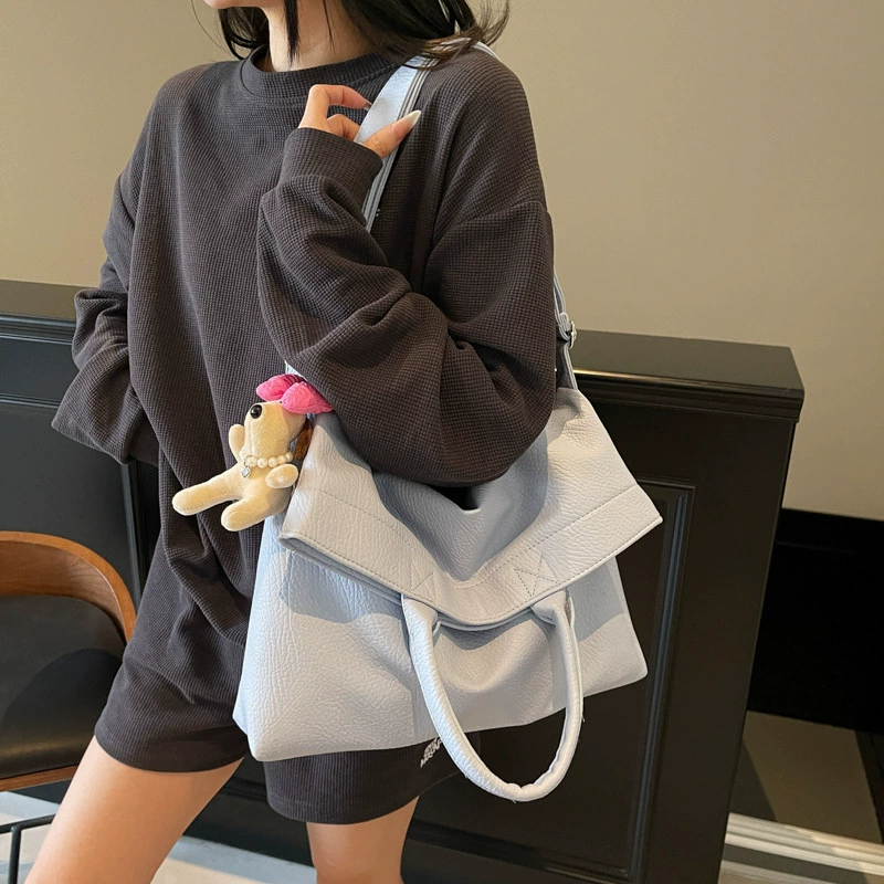 Handheld capacious shoulder bag, fashionable underarm bag, South Korea