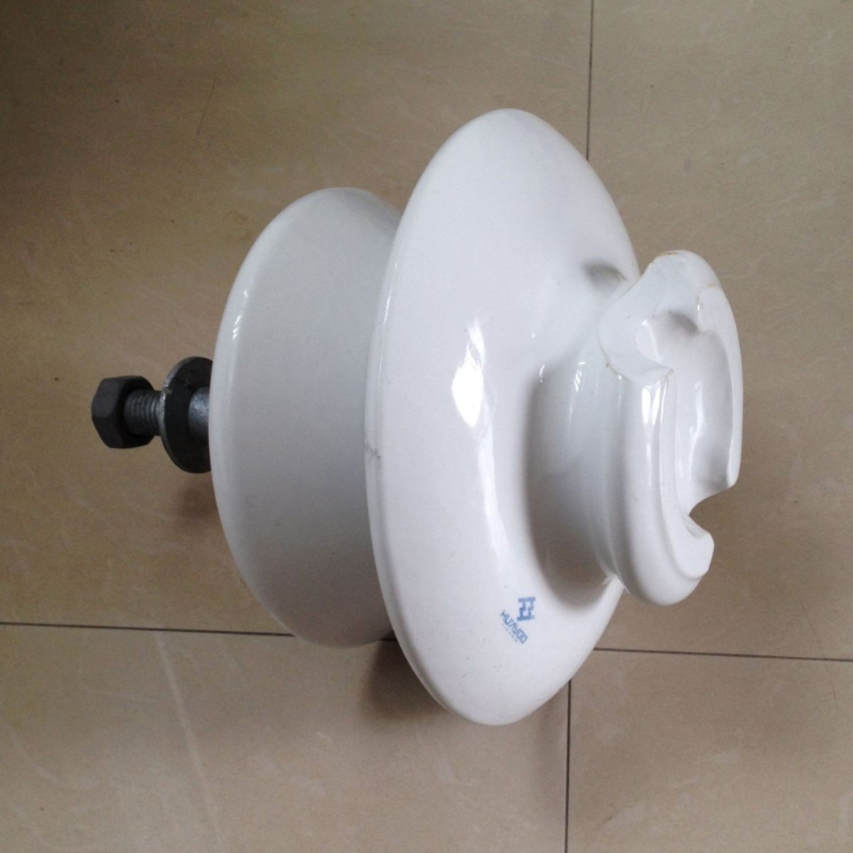 普通高压针式瓷绝缘子P-20T,165,370电瓷绝缘子陶瓷瓷瓶