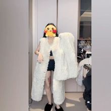 毛毛皮草马甲女中长款2025新款时尚感仿羊羔毛年轻款坎肩