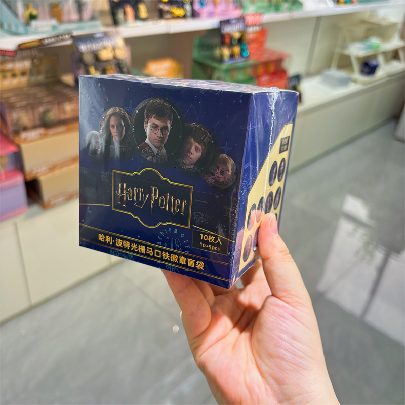 正規認定国谷バッジブラインドドローアニメ国谷二次元周辺機器トレンディバーホットドアIPコレクション卸売