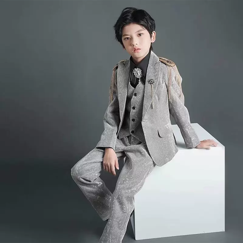 儿童礼服男童主持人西服套装新款英伦风西服走秀钢琴绅士演出服