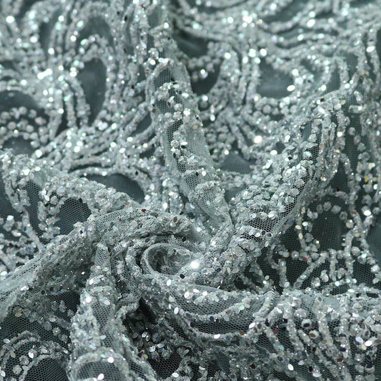 2024 nuevo hilo de malla espumante de plumas grises polvo de oro pulverizado tela de vestido de boda