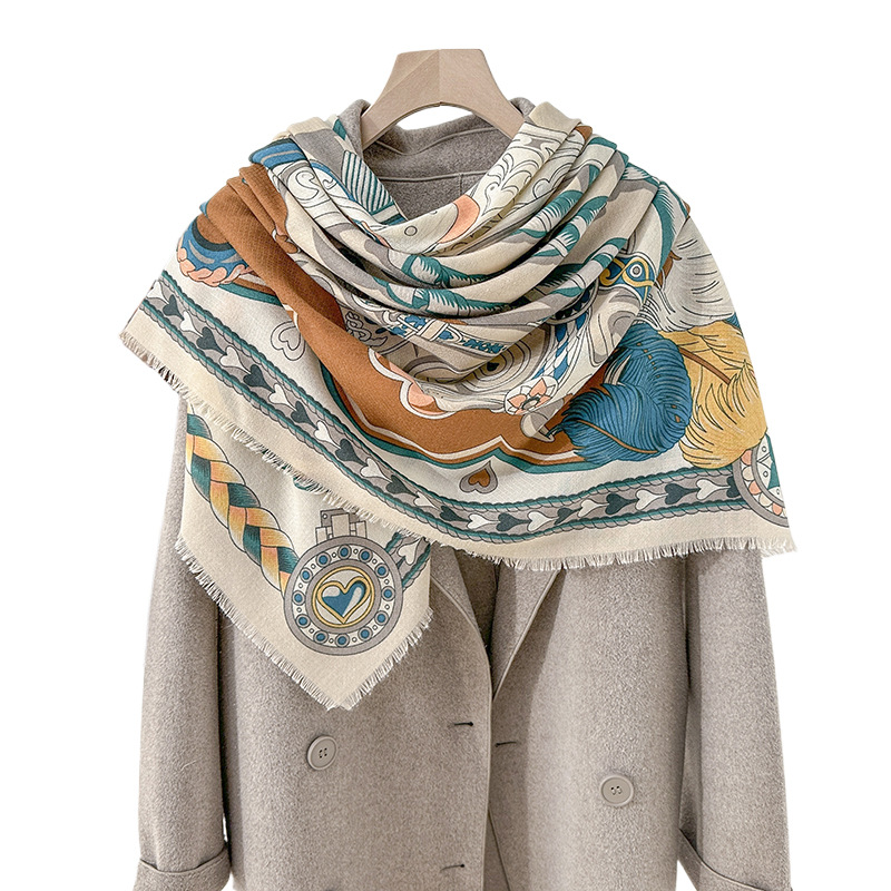 Lujo ligero y alto valor de la cara, estilo de arte, temperamento elegante femenino, 130 toallas cuadradas de barba, bufandas fotográficas de viaje de moda