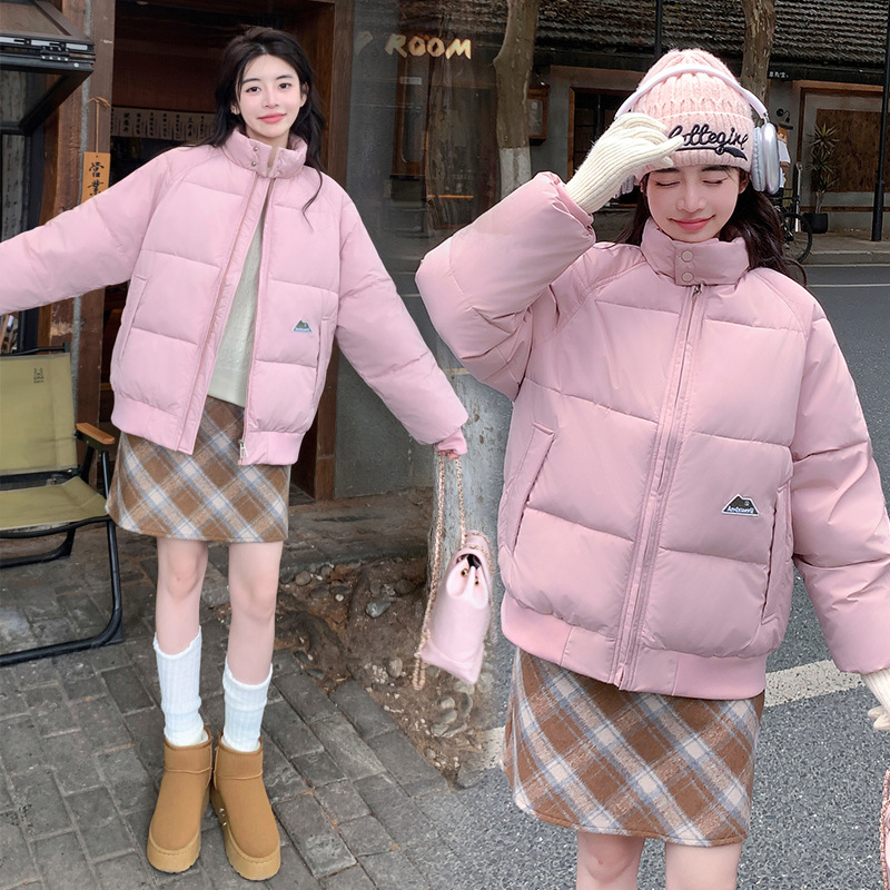Invierno corto de algodón para niños pequeños estudiantes 2024 nuevo estilo coreano cuello suelto temperamento de algodón para estudiantes chaqueta
