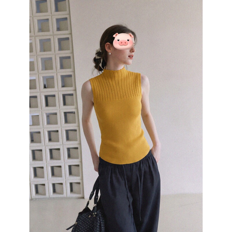 French-style retro half-high-neck knitted vest for women, 2026 summer slim-fit ice silk sleeveless top for outerwear French-style retro half-high-neck knitted vest for women, 2026 summer slim-fit ice silk sleeveless top for outerwear
